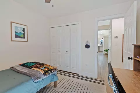 Bedroom - 2178 Hemingway St, Redding, CA 96003 photo 6 of 7