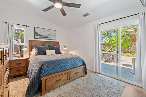 Bedroom - 2178 Hemingway St, Redding, CA 96003 photo 1 of 7