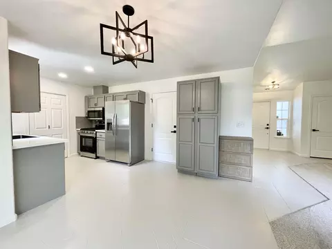 Kitchen - 5370 Cedars Rd, Redding, CA 96001 photo 2 of 2
