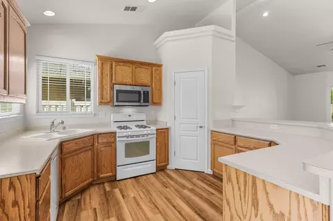 Kitchen - 2341 Suzette Ave, Redding, CA 96002 photo 1 of 2