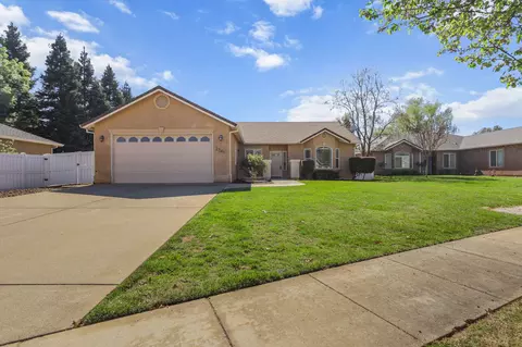 2341 Suzette Ave, Redding, CA 96002