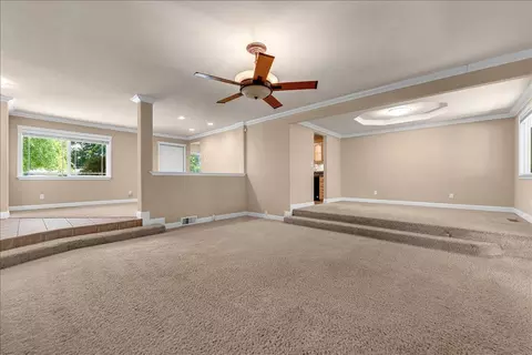 Living - 7038 Riata Dr, Redding, CA 96002 photo 4 of 5