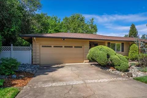 Exterior - 7038 Riata Dr, Redding, CA 96002 photo 10 of 13