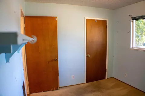 Bedroom - 1610 Oakdale Ct, Redding, CA 96002 photo 2 of 7