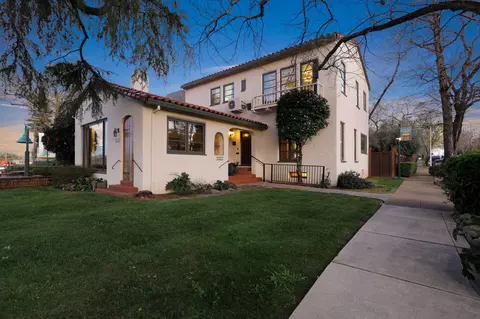1465 Riverside Dr, Redding, CA 96001