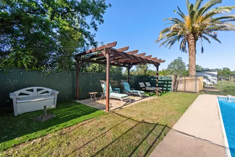 Exterior - 19962 Welcome Way, Redding, CA 96002 photo 22 of 39
