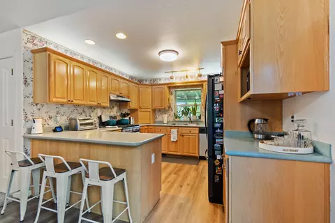 Kitchen - 19962 Welcome Way, Redding, CA 96002 photo 1 of 8