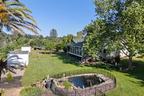 Exterior - 19962 Welcome Way, Redding, CA 96002 photo 18 of 39