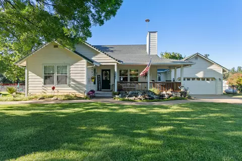 Exterior - 19962 Welcome Way, Redding, CA 96002 photo 6 of 39