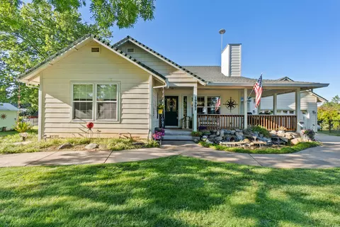 Exterior - 19962 Welcome Way, Redding, CA 96002 photo 5 of 39
