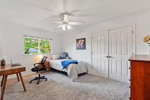 Bedroom - 19962 Welcome Way, Redding, CA 96002 photo 6 of 12