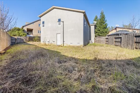 3283 Bridgewater Ct, Redding, CA 96003 photo 30