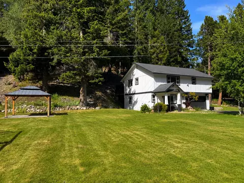 503 Pony Trl, Mount Shasta, CA 96067