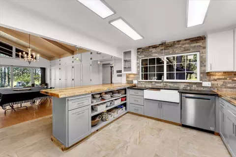 Kitchen - 29865 E Highway 299, Round Mountain, CA 96084 photo 1 of 13