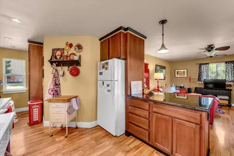 Kitchen - 29865 E Highway 299, Round Mountain, CA 96084 photo 11 of 13