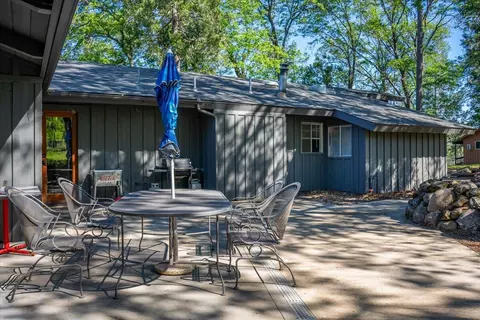 Exterior - 29865 E Highway 299, Round Mountain, CA 96084 photo 24 of 35