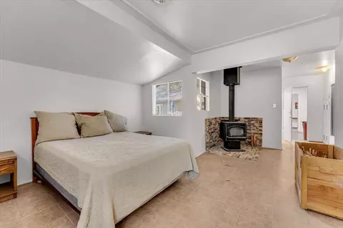 Bedroom - 29865 E Highway 299, Round Mountain, CA 96084 photo 13 of 17