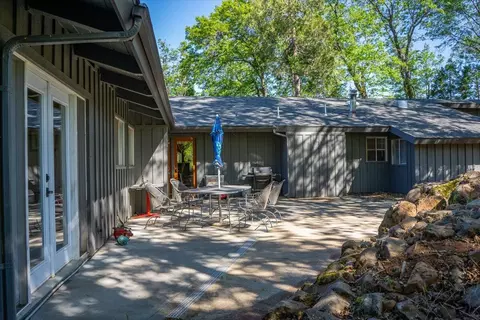 Exterior - 29865 E Highway 299, Round Mountain, CA 96084 photo 23 of 35