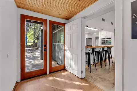 Entry Way - 29865 E Highway 299, Round Mountain, CA 96084 photo 2 of 3