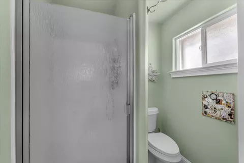 Bath - 29865 E Highway 299, Round Mountain, CA 96084 photo 7 of 7