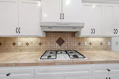 Kitchen - 2175 Tradition Way, Redding, CA 96001 photo 5 of 5
