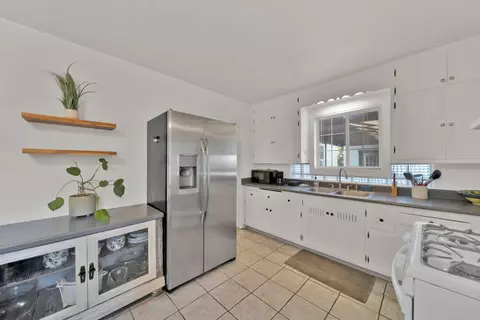 Kitchen - 855 State St, Redding, CA 96001 photo 2 of 4