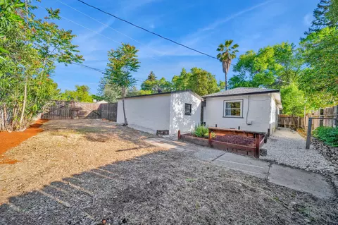 Exterior - 855 State St, Redding, CA 96001 photo 11 of 20