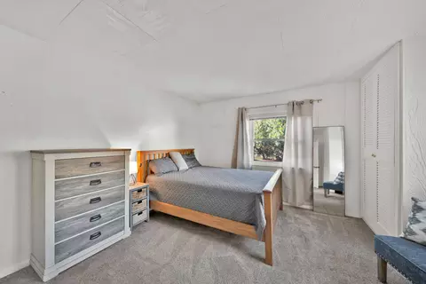 Bedroom - 855 State St, Redding, CA 96001 photo 5 of 6