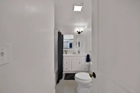 Bath - 855 State St, Redding, CA 96001 photo 1 of 3