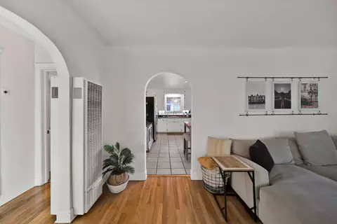 Entry Way - 855 State St, Redding, CA 96001 photo 1 of 2
