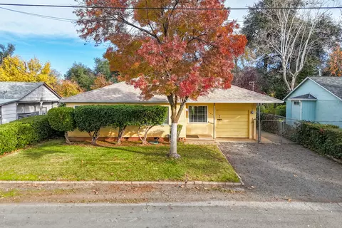 Exterior - 1209 C St, Redding, CA 96002 photo 10 of 14