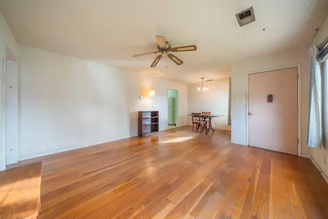 Living - 1209 C St, Redding, CA 96002 photo 2 of 4