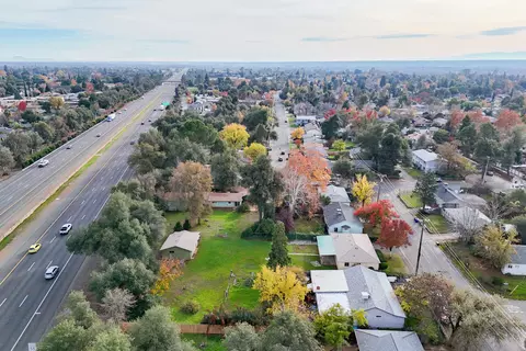 View/Area - 1209 C St, Redding, CA 96002 photo 3 of 3