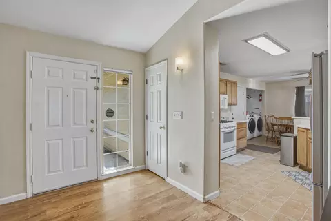 Entry Way - 2944 Silo Ct, Anderson, CA 96007 photo 1 of 1