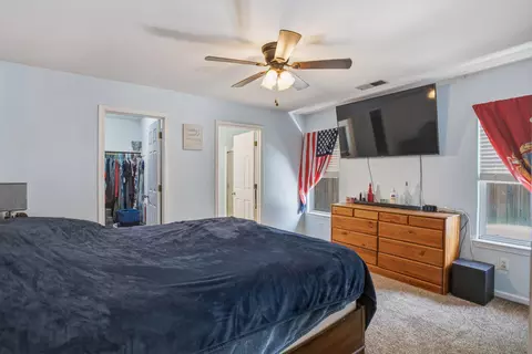 Bedroom - 2944 Silo Ct, Anderson, CA 96007 photo 2 of 3