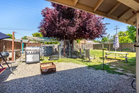 Exterior - 2944 Silo Ct, Anderson, CA 96007 photo 2 of 5