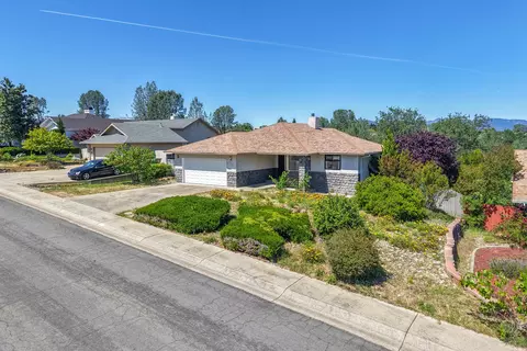 View/Area - 2736 Crystal Tree Dr, Redding, CA 96001 photo 1 of 16