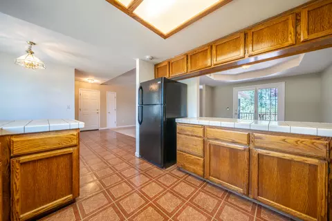 Kitchen - 2736 Crystal Tree Dr, Redding, CA 96001 photo 6 of 6