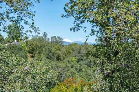 Exterior - 2736 Crystal Tree Dr, Redding, CA 96001 photo 13 of 24