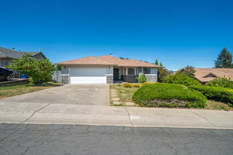 Exterior - 2736 Crystal Tree Dr, Redding, CA 96001 photo 3 of 24