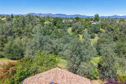 View/Area - 2736 Crystal Tree Dr, Redding, CA 96001 photo 13 of 16