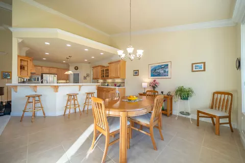Dining - 2318 Crescent Moon Ct, Redding, CA 96001 photo 1 of 3