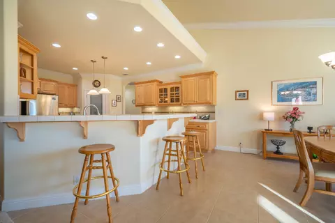 Kitchen - 2318 Crescent Moon Ct, Redding, CA 96001 photo 2 of 8