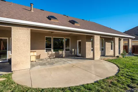 Other - 2318 Crescent Moon Ct, Redding, CA 96001 photo 11 of 14