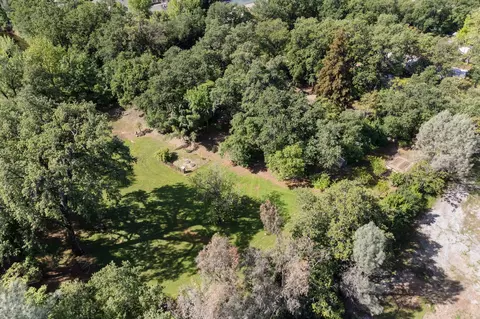 View/Area - 1363 College View Dr, Redding, CA 96003 photo 5 of 10