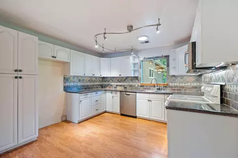 Kitchen - 1363 College View Dr, Redding, CA 96003 photo 1 of 4
