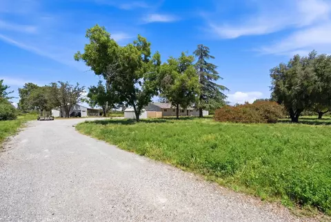 16280 Scout Ave, Anderson, CA 96007