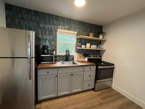 Kitchen - 2255 North St, Redding, CA 96001 photo 1 of 6