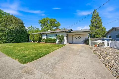 Exterior - 1570 Douglass St, Red Bluff, CA 96080 photo 2 of 6