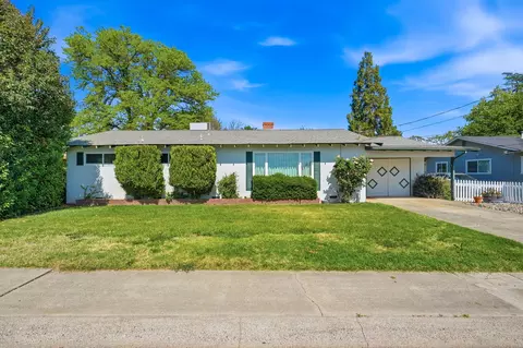 1570 Douglass St, Red Bluff, CA 96080